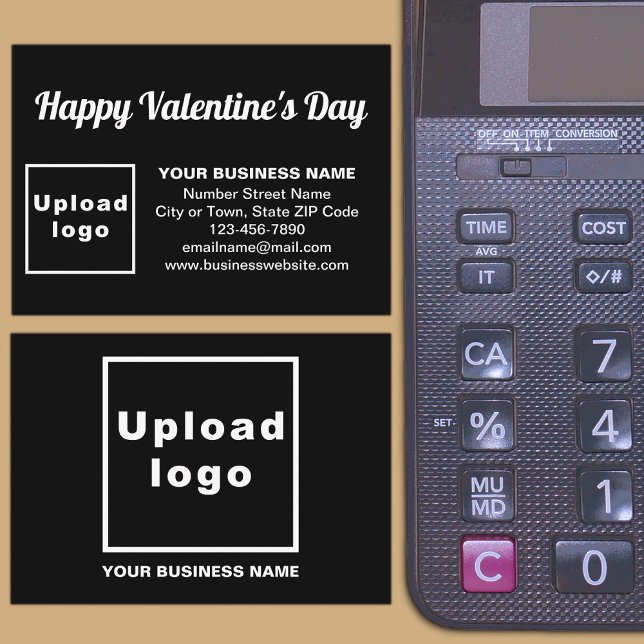 Tarjeta De Recepción Saludo de Business Valentine en negro (Front and back sides of business Valentine black enclosure card on store desk.)