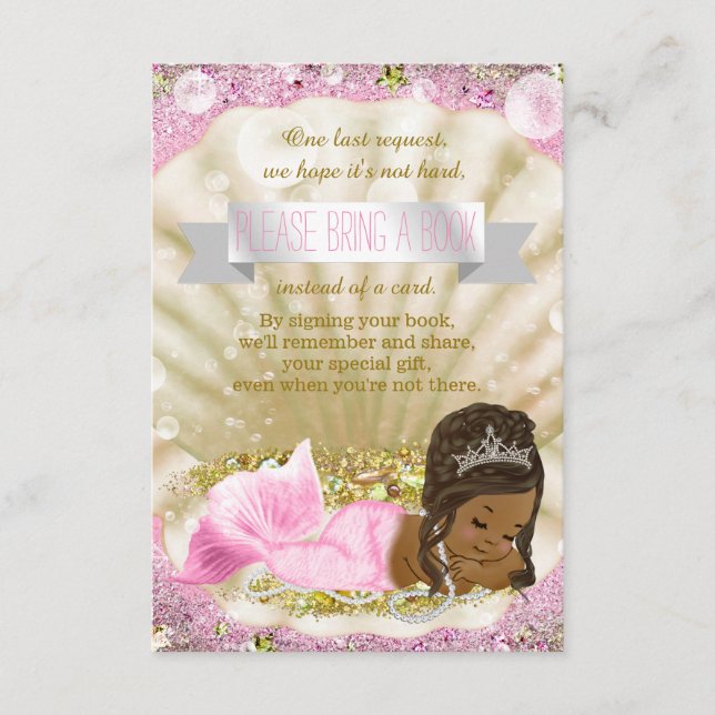 Tarjeta De Recepción Sirena afroamericana trae un libro de Baby Shower (Anverso)