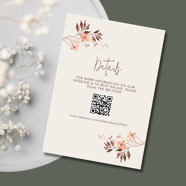 Tarjeta De Recepción Sitio web de boda boho de flores silvestres QR (Wildlfower Boho QR Wedding Website Enclosure Card)