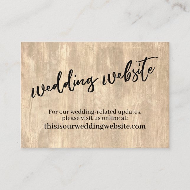Tarjeta De Recepción Sitio web de boda con madera rústica y letra manus (Anverso)
