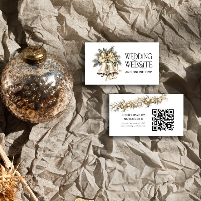 Tarjeta De Recepción Sitio web de Boda de Navidades de Holly Bells RSVP (Wedding Website Card from the Holly Bells Wedding Collection by Darling & May)