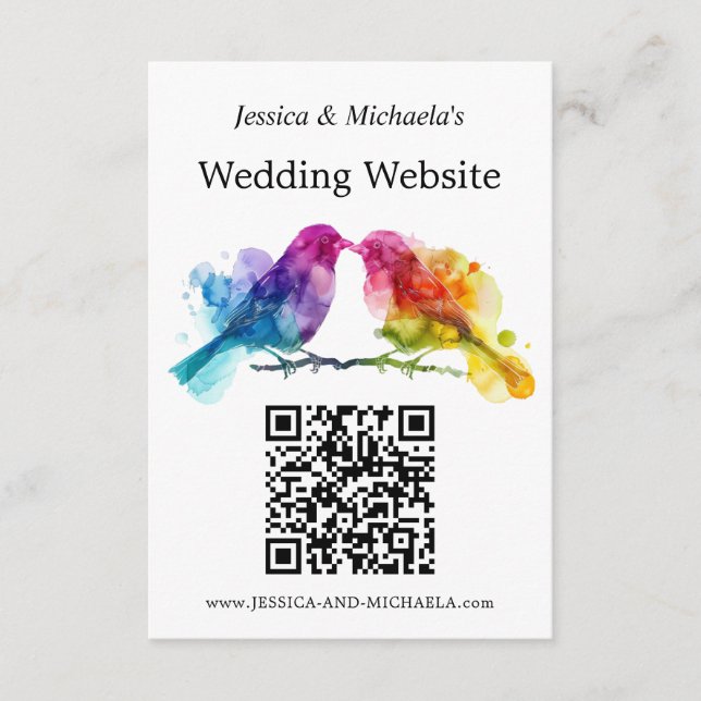 Tarjeta De Recepción Sitio web de bodas LGBTQ+ Rainbow Lovebirds (Anverso)