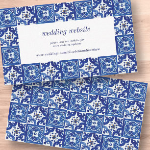 Tarjeta De Recepción Sitio web de Bodas mediterráneos blancos y azules 
