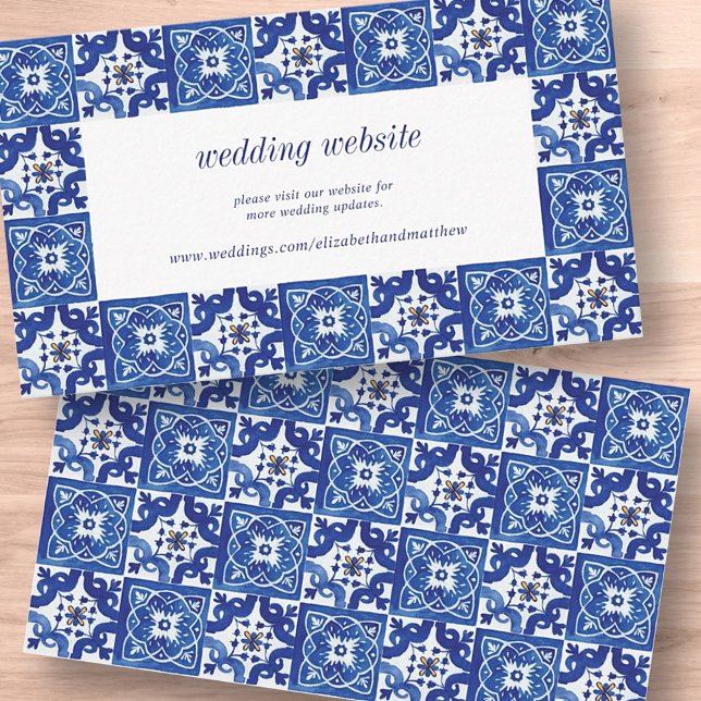 Tarjeta De Recepción Sitio web de Bodas mediterráneos blancos y azules  (Subido por el creador)