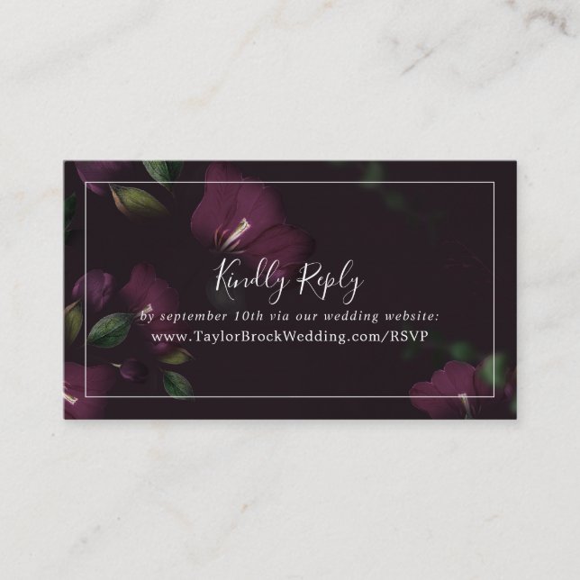 Tarjeta De Recepción Sitio web del Boda Moody Purple Blooms RSVP (Anverso)