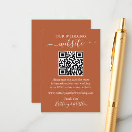 Tarjeta De Recepción Sitio web minimalista simple de Bodas QR Terracott