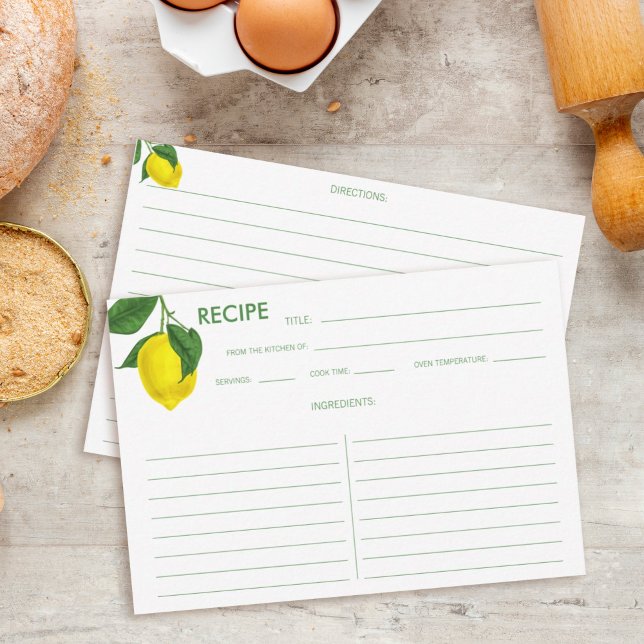 Tarjeta de receta verde cítrico limón amarillo (Lemon Recipe card with a green text and a lemon hanging from the corner.)
