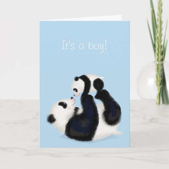 Tarjeta de recién nacido Panda y cub 'It's a boy' (Anverso)