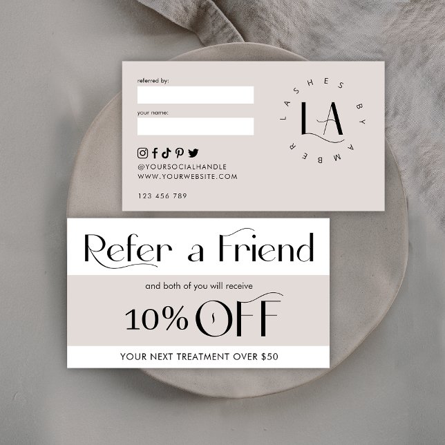 Tarjeta De Recomendación Consulte a un amigo moderno Serif Font Salon & Spa (Subido por el creador)