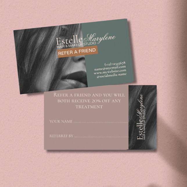 Tarjeta De Recomendación Elegante estudio moderno de fotografía verde marró (Subido por el creador)