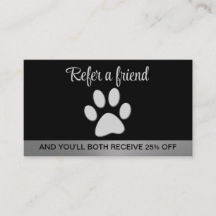 Tarjeta De Recomendación Paw de perro plateado sobre fondo negro