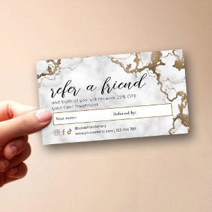 Tarjeta De Recomendación Uñas de Spa de mármol dorado con letra elegante Sa