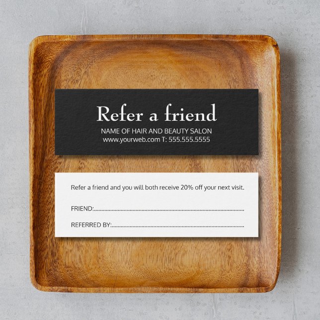 Tarjeta de referencia simple y elegante en blanco  (Subido por el creador)