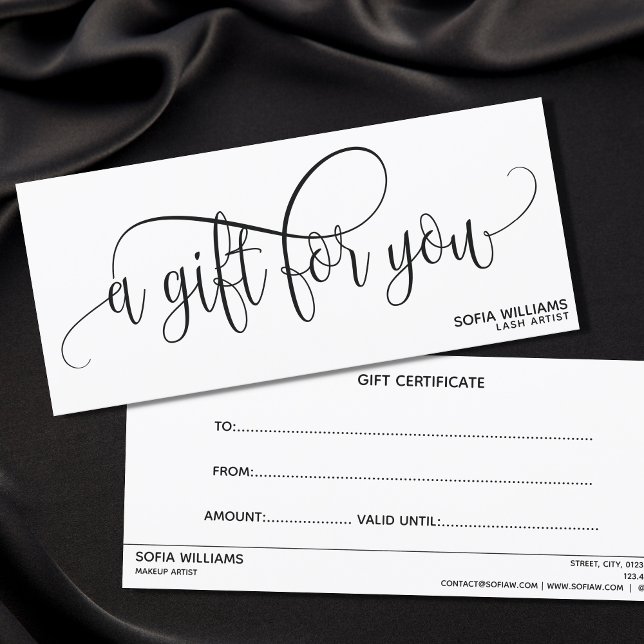 Tarjeta de regalo simple y moderna (Subido por el creador)