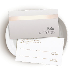 Tarjeta de remisión simple elegante para salón de 