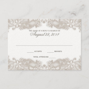 Tarjeta de respuesta blanca de encaje floral victo