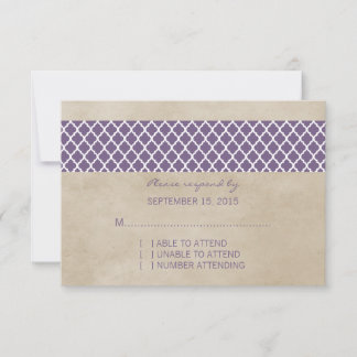Tarjeta de respuesta de cuatrefoil púrpura rusa