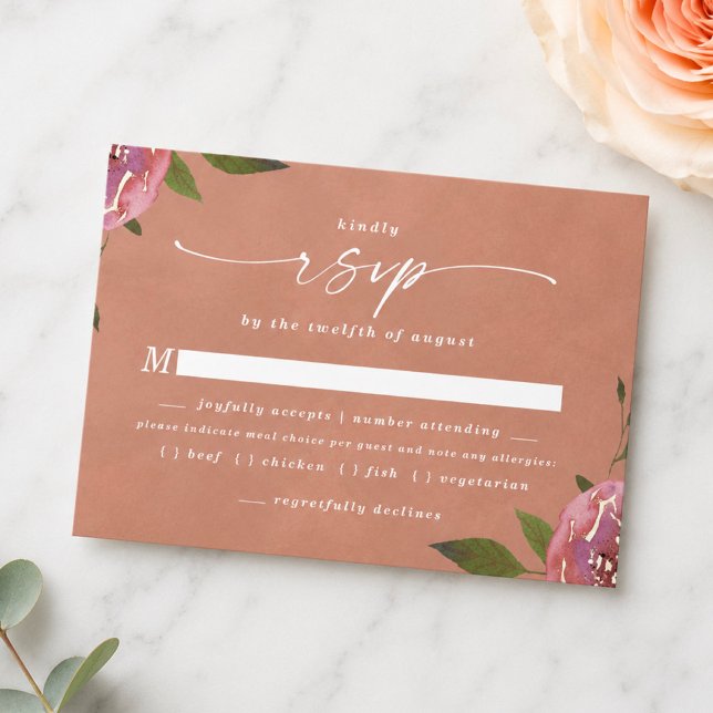 Tarjeta de respuesta de elección de comida Bloomin (Elegant dusty peach floral meal choice rsvp cards)