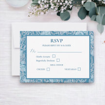 Tarjeta de respuesta floral elegante azul suave y 