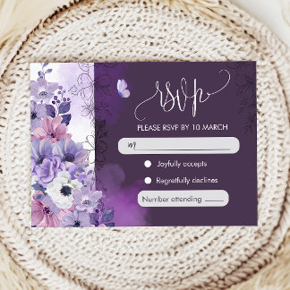 Tarjeta de respuesta para boda de flores púrpuras