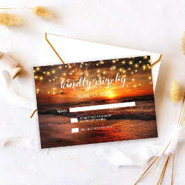 Tarjeta de Respuesta para Boda de Verano con Puest