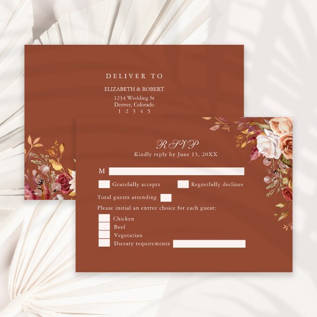 Tarjeta de respuesta para boda floral de terracota (Terracotta Burnt Orange Floral Wedding RSVP Card on a sunny neutral dry palm leaf.)