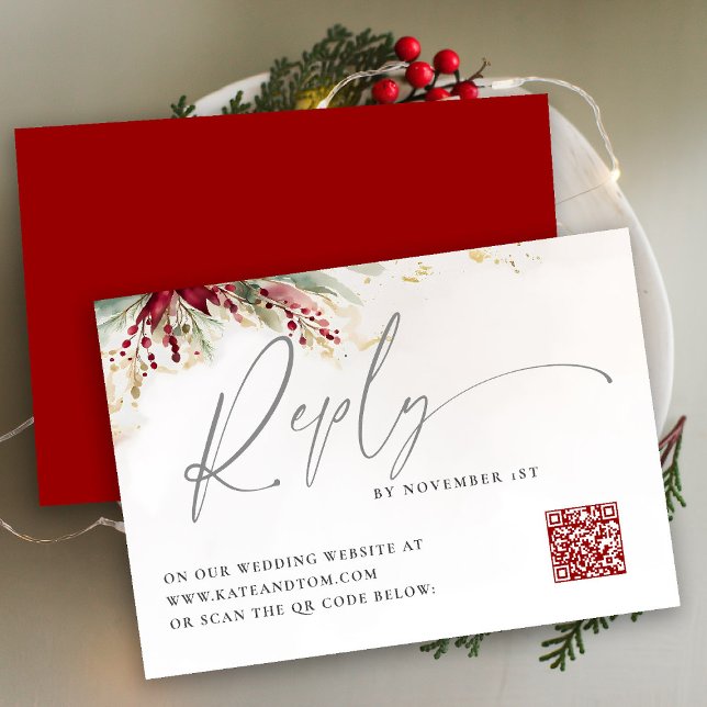 Tarjeta de respuesta QR verde rojo para Navidades  (winter wedding christmas bow greenery berries watercolor rsvp card meal elegant modern qr code)