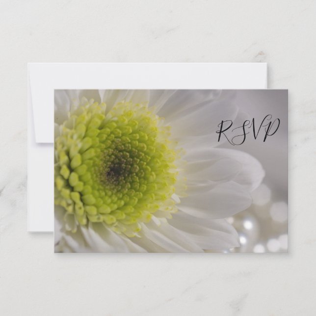 Tarjeta de respuesta RSVP de White Daisy y Pearls  (Anverso)