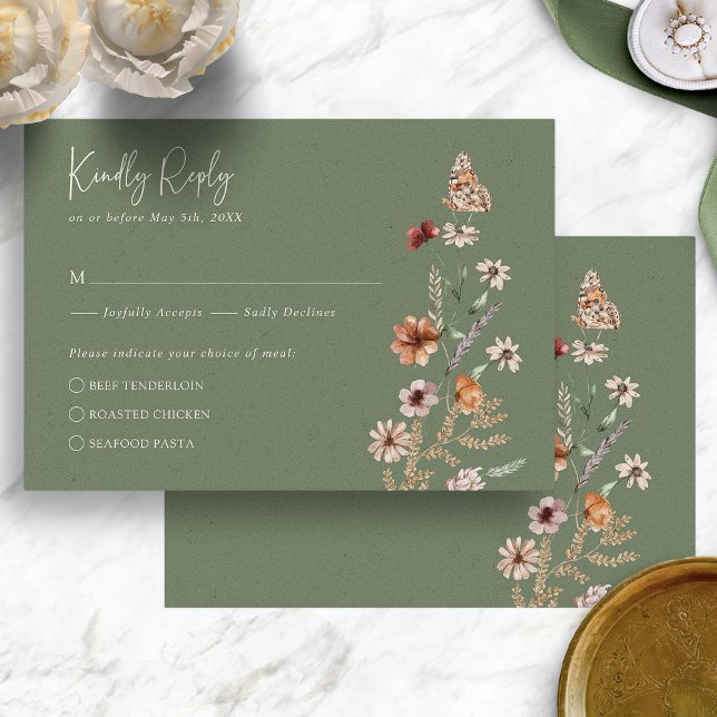 Tarjeta de RSVP Boho Sage (Boho Sage Green Floral with Butterfly RSVP Card by Painted Paperie
)