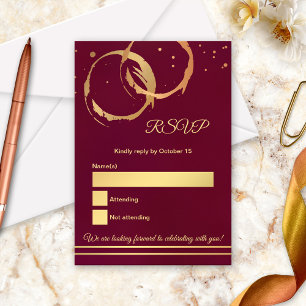 Tarjeta de RSVP de boda Marsala con mancha de vino
