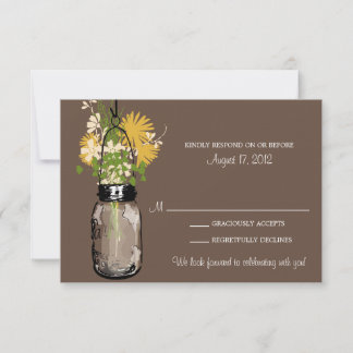 Tarjeta de RSVP de frasco de Mason y flores silves