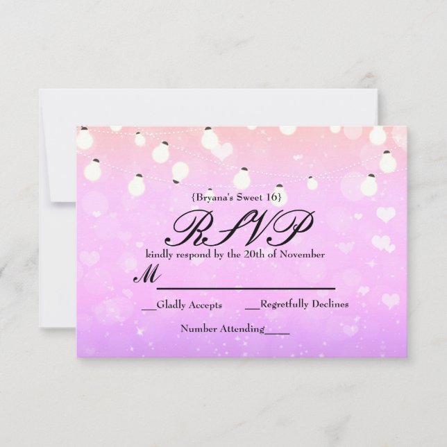 Tarjeta de RSVP de Luces de Cuerda Moradas Brillan (Anverso)