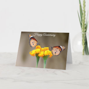 Tarjeta de saludo de aniversario de mariposas de b
