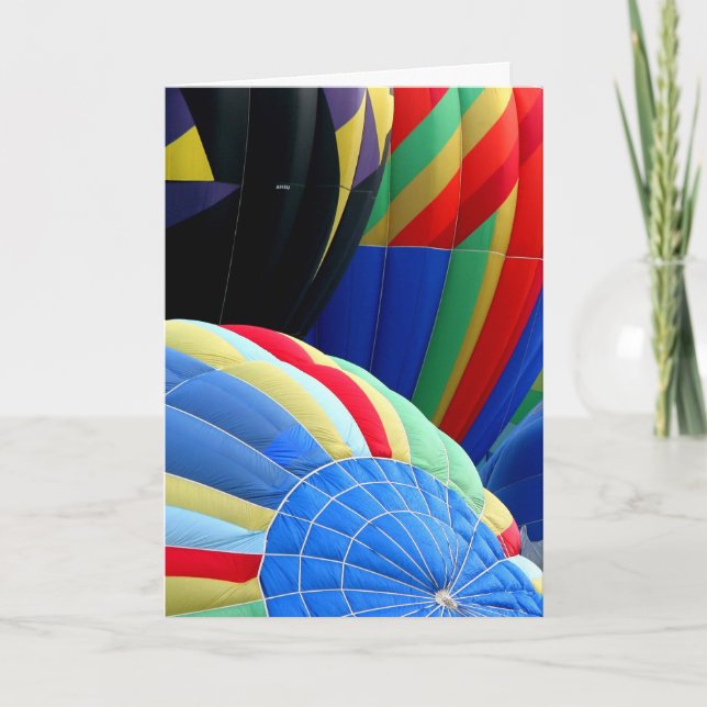 Tarjeta de saludo de globos coloridos (Anverso)