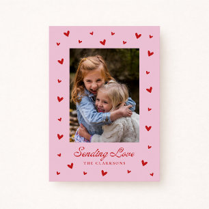 Tarjeta de San Valentín con una foto y corazones r
