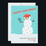 Tarjeta de Snowman para Navidades de festejo de vo<br><div class="desc">¡Tu familia y amigos se divertirán cuando vean esta tarjeta de vacaciones de snowman! En rojo,  azul y blanco. El texto debajo del muñeco de nieve es personalizable. Parte de una colección de Parcel Studios.</div>