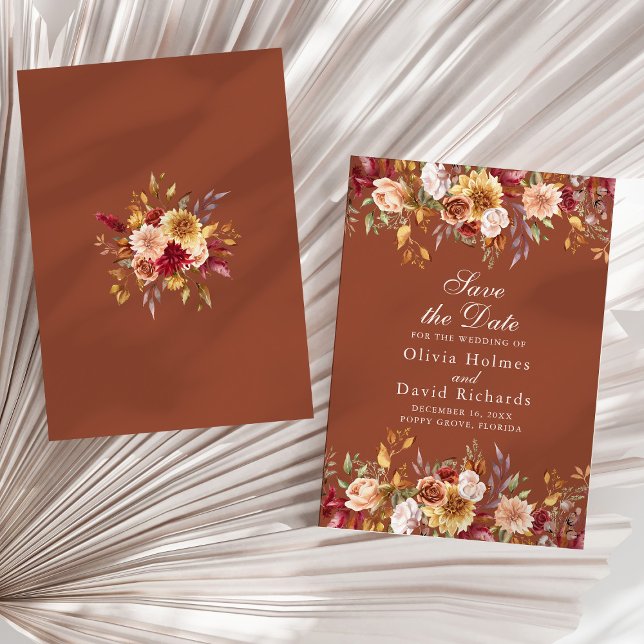 Tarjeta de Terracota Floral para Guardar la Fecha  (Modern Burnt Orange Terracotta Wildflowers Wedding Save The Date on a sunny neutral dry palm leaf.)