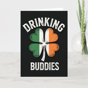 Tarjeta de tiempo de bebida de amigos irlandeses