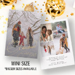 Tarjeta de vacaciones Budget Merry Christmas<br><div class="desc">Elegante guión falso dorado overlay 5 personalizados de foto collage nombre de familia y texto personalizado felicitaciones navideñas presupuesto asequible tarjeta de vacaciones pequeña.</div>