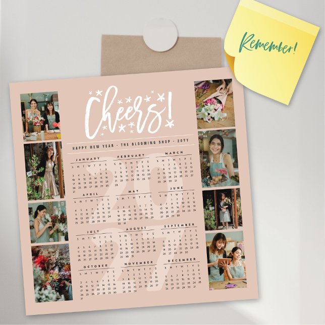 Tarjeta de vacaciones con foto del calendario 2027 (2027 Calendar Starry Brushed Script Cheers 8 Photo Holiday Magnetic Card @ fat_fa_tin)