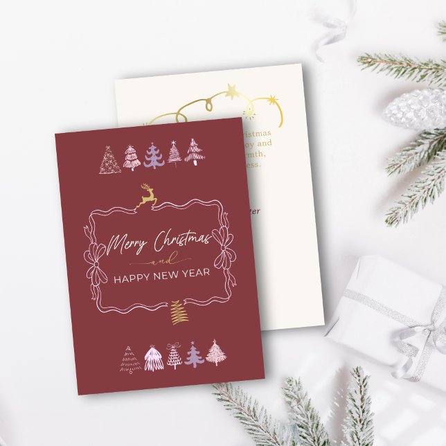 Tarjeta de vacaciones de cardenales profundos de g (Chic Bow & Tree Doodle Deep Crimson Holiday Card)