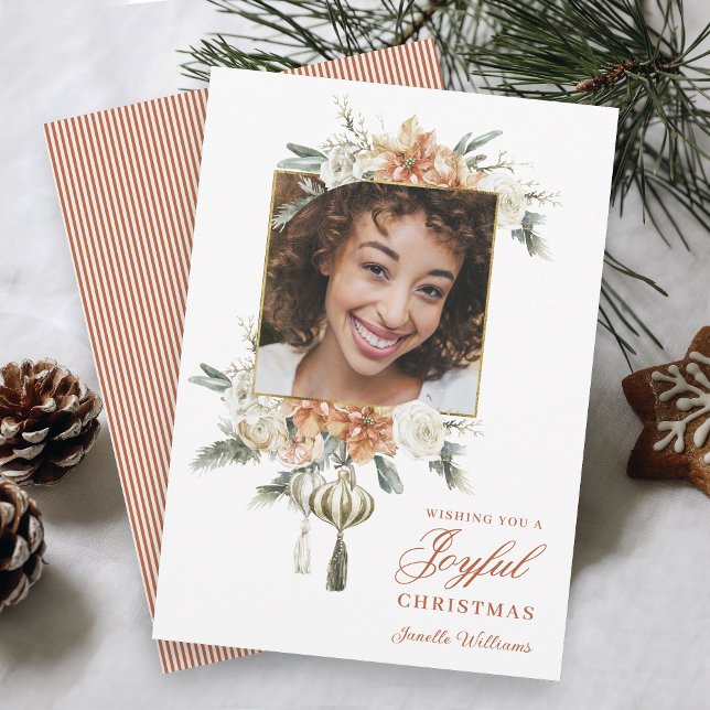 Tarjeta de vacaciones de lujo Feminine Floral Femi (A beautifully feminine photo holiday card in watercolor florals with tasseled ornaments.)