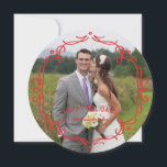 Tarjeta de vacaciones de marco decorativo - Rojo<br><div class="desc">Esta tarjeta de vacaciones redonda cuenta con un marco decorativo y una foto de sangre completa.</div>