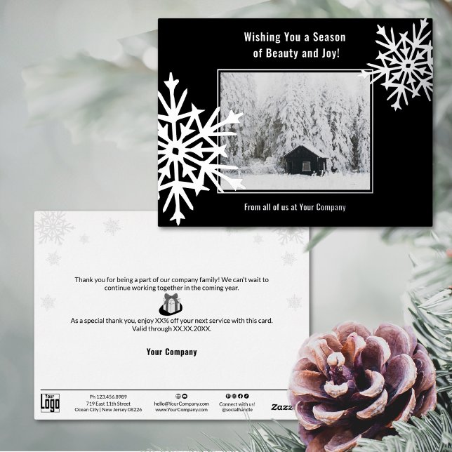 Tarjeta de vacaciones de negocios con acentos de R (Snowflake Foil Accents Business Holiday Card, Black & White Silver, Custom Photo, Company Gift)