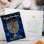 Tarjeta de vacaciones Gold Menorah Hanukkah<br><div class="desc">Celebre la temporada con esta impresionante tarjeta de vacaciones de Hanukkah, que incluye una menorah de oro radiante ambientada en un rico fondo floral de acuarela marina. La brillante luz de las velas y el guión dorado añaden calidez y elegancia, mientras que el interior ofrece espacio para un mensaje personalizado...</div>