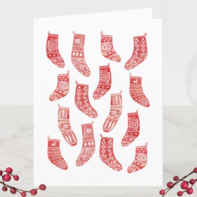 Tarjeta de vacaciones para Navidades de Navidades  (Nordic Scandinavian red and white Christmas stockings holiday card)