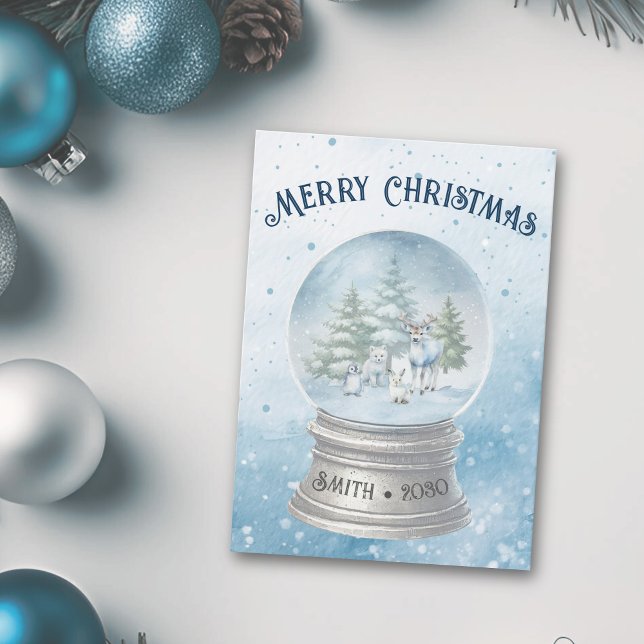 Tarjeta de vacaciones plana para animales de Woodl (Winter Woodland Creatures snow globe christmas card)