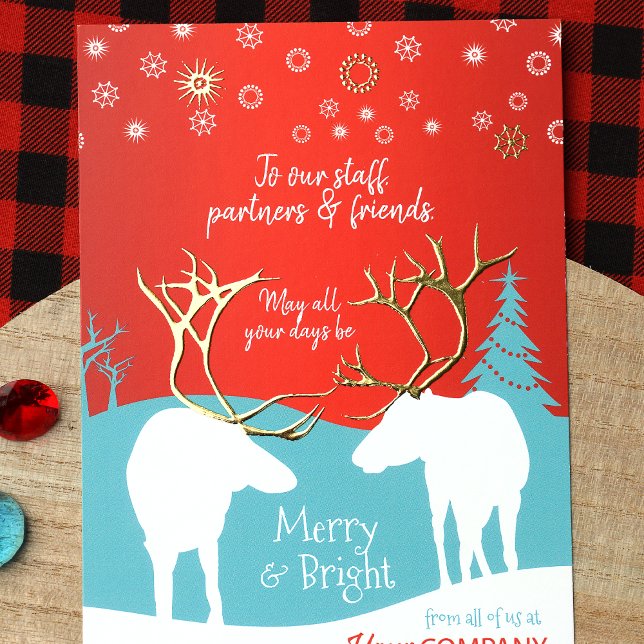 Tarjeta de vacaciones Red, Oficina Turquesa, Rústi (Rustic Red, Turquoise Gold Foil Elk Antlers Company Holiday Christmas Card with Business Logo)
