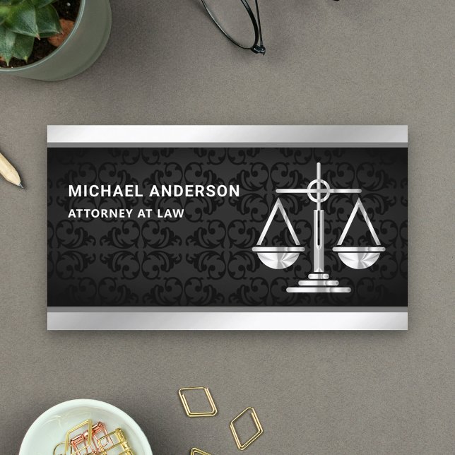 Tarjeta De Visita Abogado de la escala de justicia Black Damask Silv (Subido por el creador)