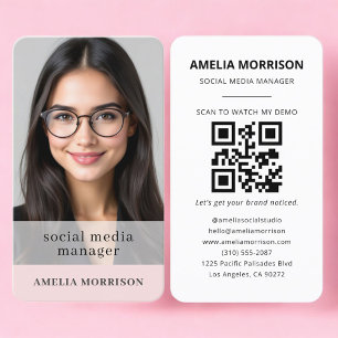 Tarjeta De Visita Administrador de Redes Sociales Código QR Rosa Fot